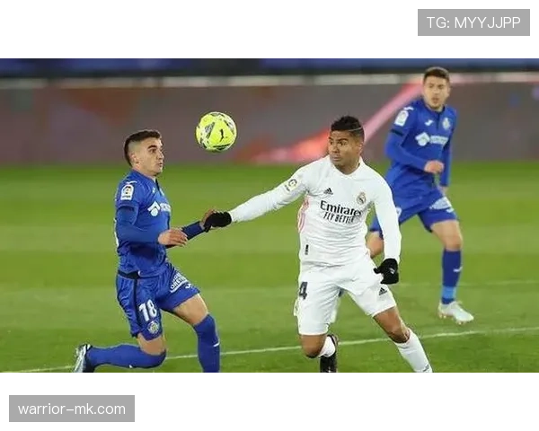 齐达内战术体系再度升级,各种灵活变阵提升球队整体表现状态 齐达内战术体系再度升级,各种灵活变阵提升球队整体表现状态