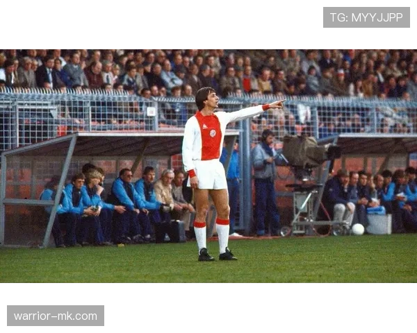 克鲁伊夫足球思想解析