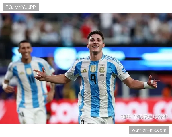 阿尔瓦雷斯 vs 苏亚雷斯：南美锋霸传承与终结效率对比