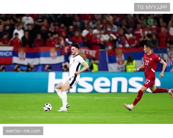 马丁内利 vs 福登：体系球员与爆点球员的战术角色差异分析